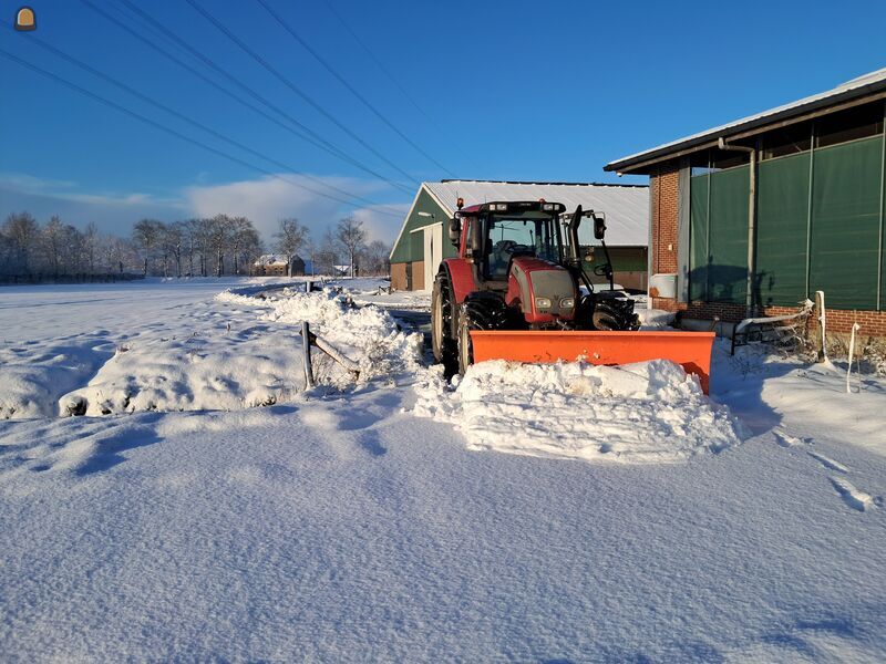 Tractor+sneeuwschuif